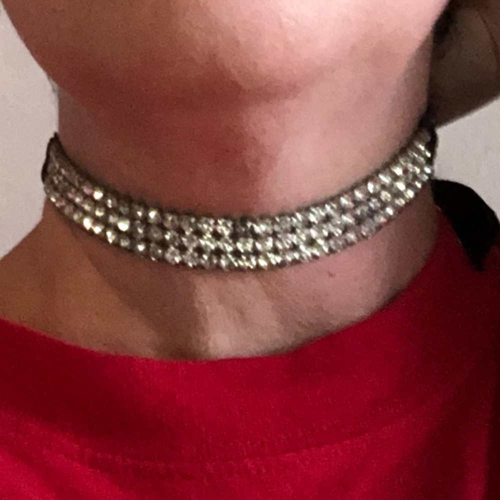 Rhinestone jewellery set. Choker bracelet earrings